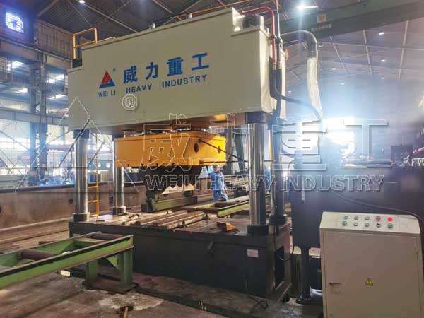 1000噸鋼板校平液壓機(jī)
